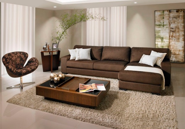 salas-pequenas-decoradas-com-sofa-marrom-1